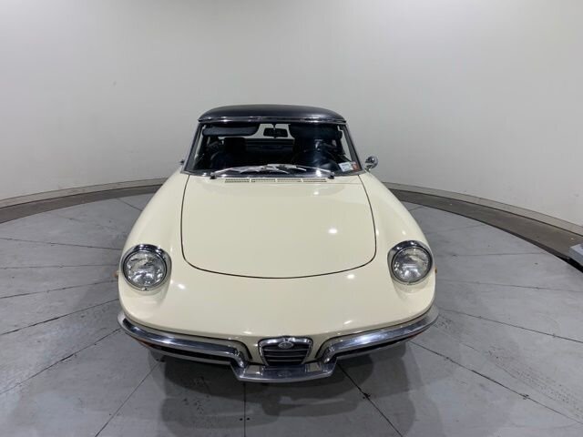
								1969 Alfa Romeo Spider full									