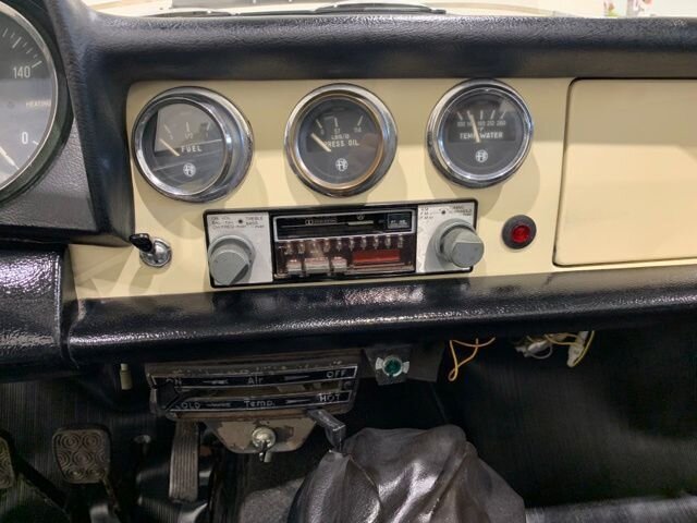 
								1969 Alfa Romeo Spider full									