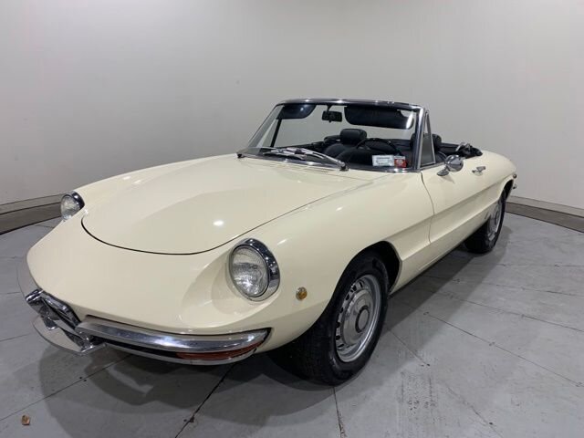 
								1969 Alfa Romeo Spider full									