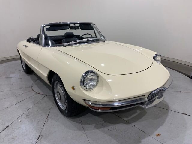 
								1969 Alfa Romeo Spider full									