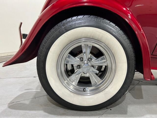 
								1932 Ford 3 Window Deuce Coupe full									