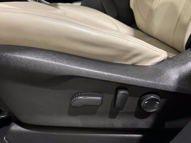 
								2020 Subaru Ascent Limited full									
