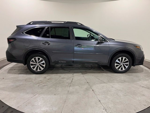 
								2022 Subaru Outback Premium full									
