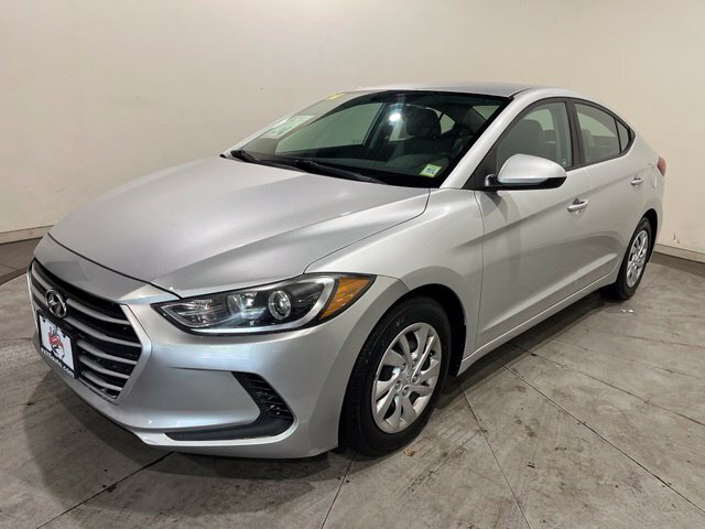 
								2017 Hyundai ELANTRA SE full									