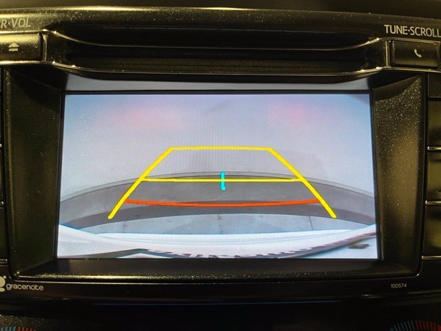 
								2017 Toyota RAV4 XLE full									