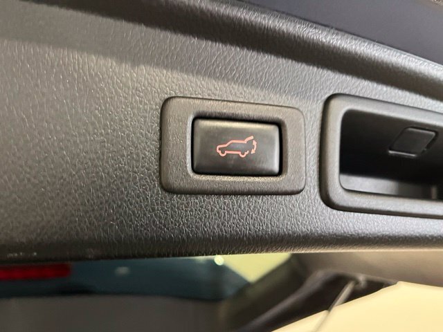 
								2017 Subaru Forester 2.5i Limited full									