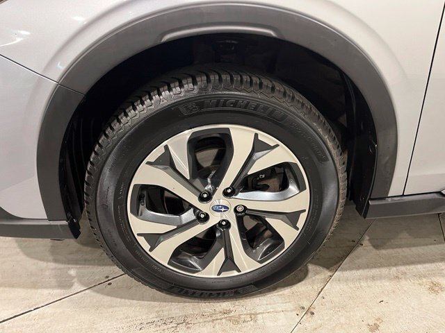 
								2020 Subaru Outback Limited XT full									