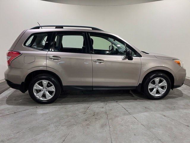 
								2015 Subaru Forester 2.5i full									