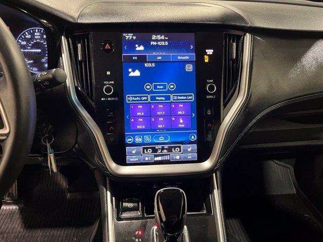 
								2020 Subaru Outback Premium full									