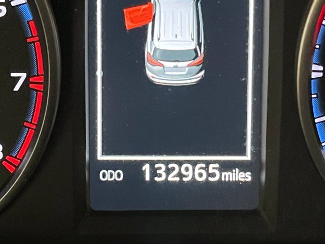 
								2017 Toyota RAV4 XLE full									