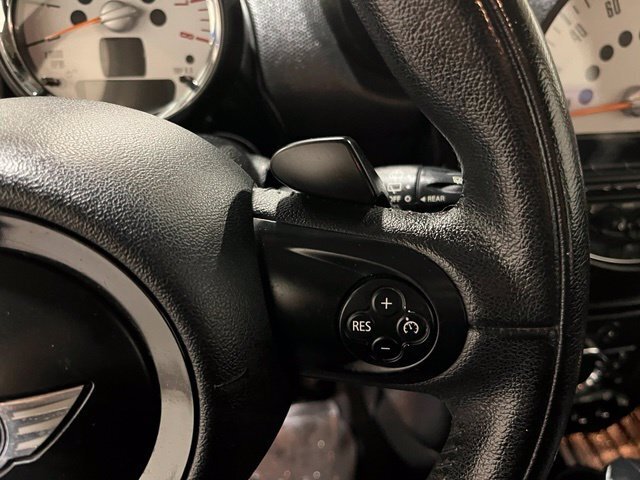 
								2013 MINI Countryman Base full									