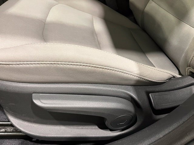 
								2017 Hyundai ELANTRA SE full									