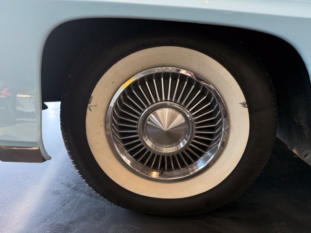 
								1958 Lincoln Continental full									