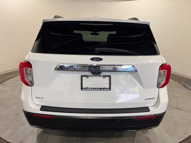 
								2021 Ford Explorer XLT full									