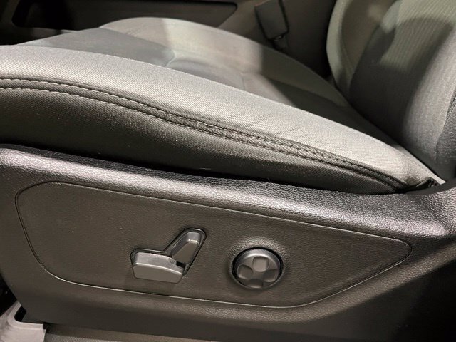
								2021 RAM 1500 Big Horn/Lone Star full									