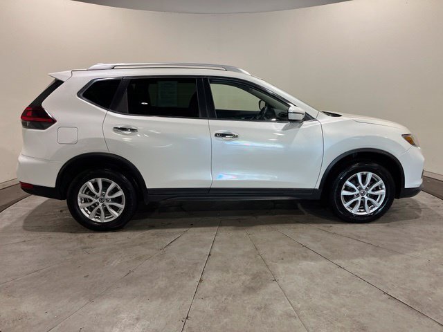 
								2019 Nissan Rogue SV full									