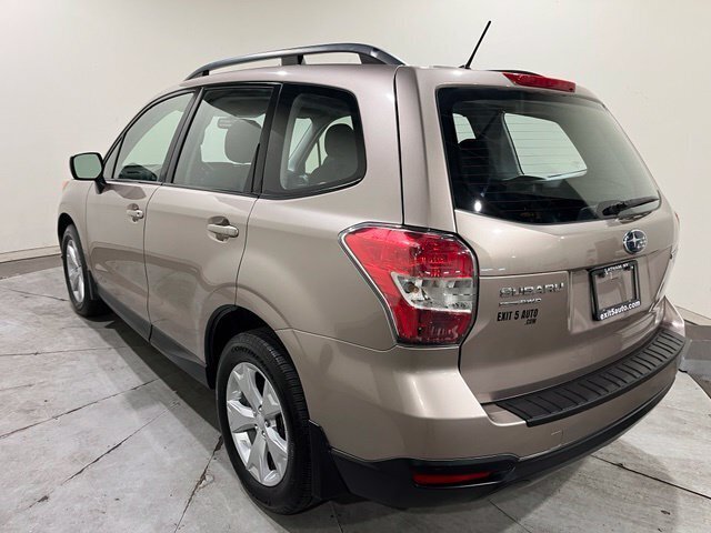 
								2015 Subaru Forester 2.5i full									
