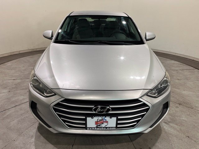 
								2017 Hyundai ELANTRA SE full									