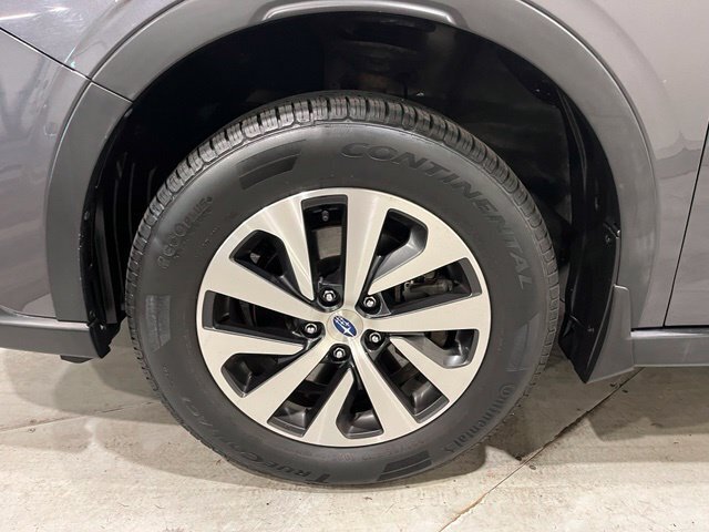 
								2020 Subaru Outback Premium full									