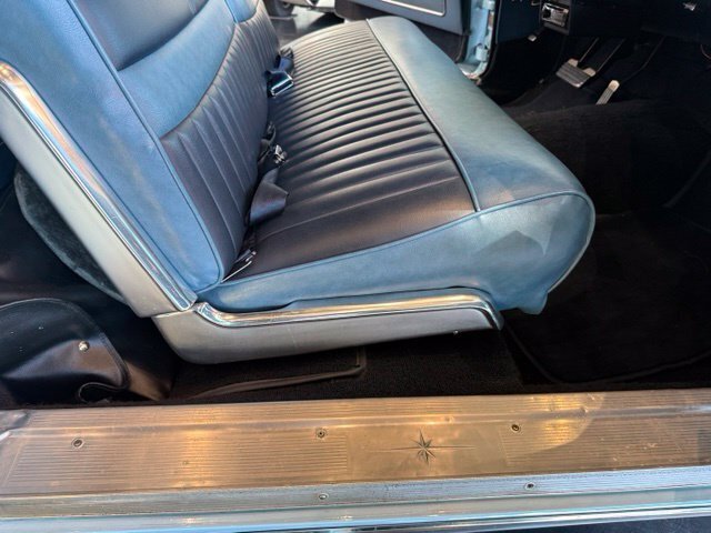 
								1958 Lincoln Continental full									