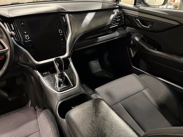 
								2020 Subaru Outback Premium full									
