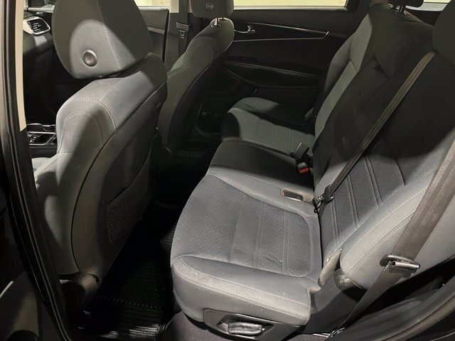 
								2020 Kia Sorento LX full									