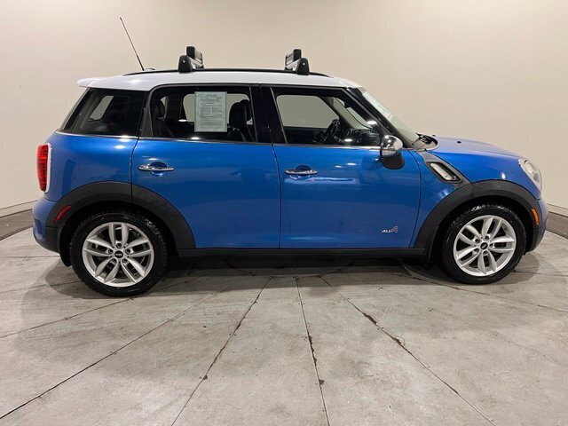 
								2013 MINI Countryman Base full									