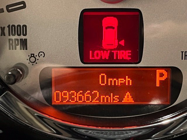 
								2013 MINI Countryman Base full									