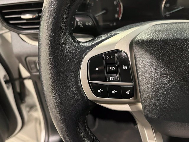 
								2021 Ford Explorer XLT full									