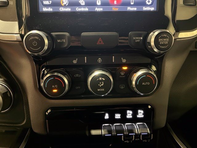 
								2021 RAM 1500 Big Horn/Lone Star full									