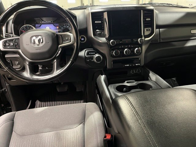 
								2021 RAM 1500 Big Horn/Lone Star full									