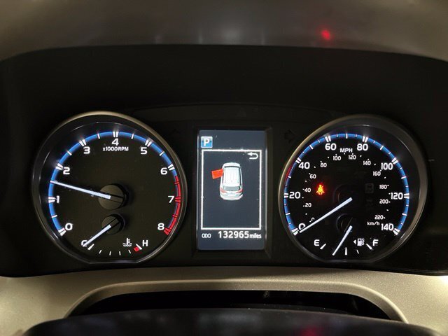 
								2017 Toyota RAV4 XLE full									