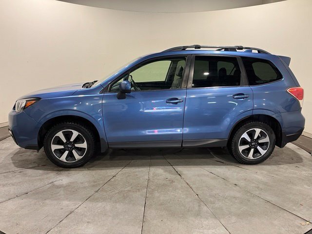 
								2017 Subaru Forester 2.5i Limited full									