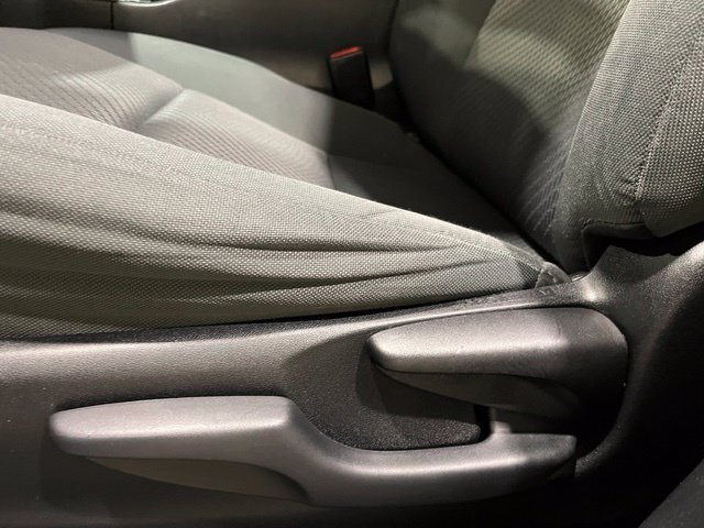 
								2019 Toyota Highlander LE full									