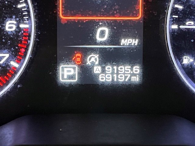 
								2020 Subaru Outback Premium full									