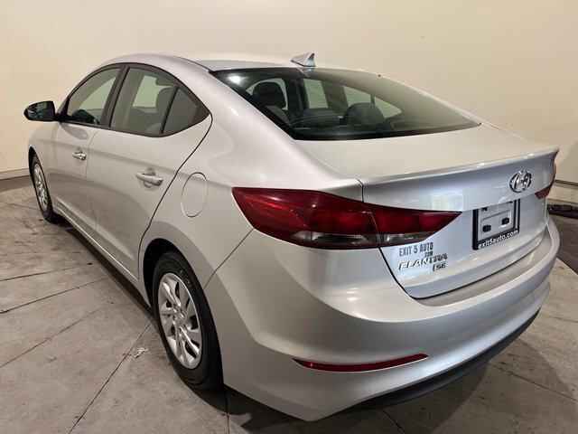 
								2017 Hyundai ELANTRA SE full									