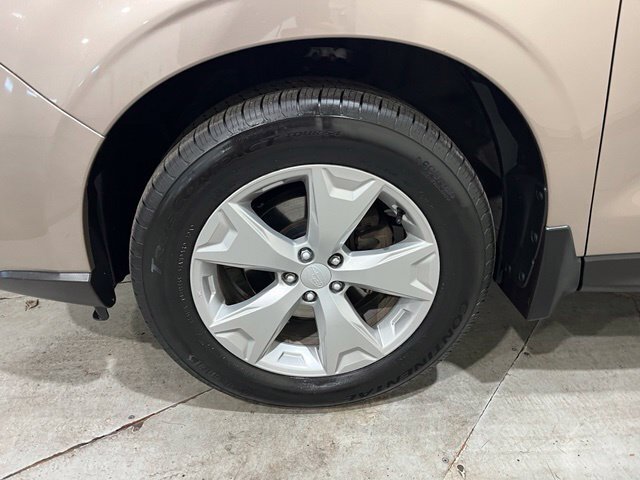 
								2015 Subaru Forester 2.5i full									