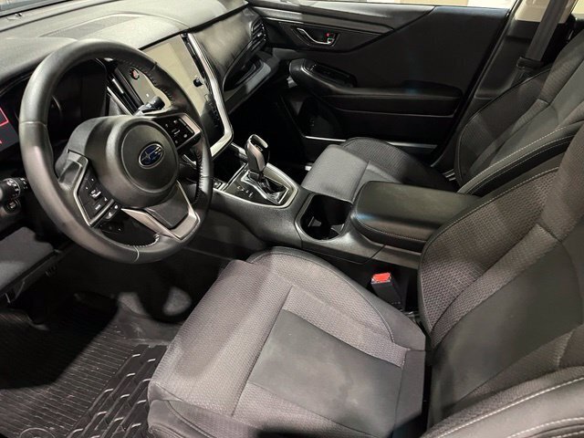 
								2020 Subaru Outback Premium full									
